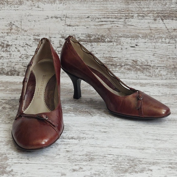 🟦NWOT Kenneth Cole NY Italian Leather Heels - Picture 5 of 13